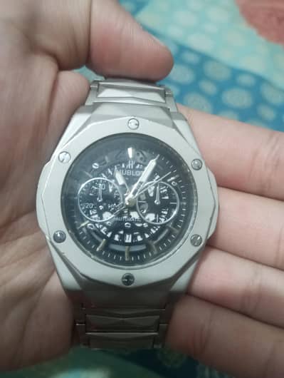 Best heavy weight  Hublot watch Time and Date