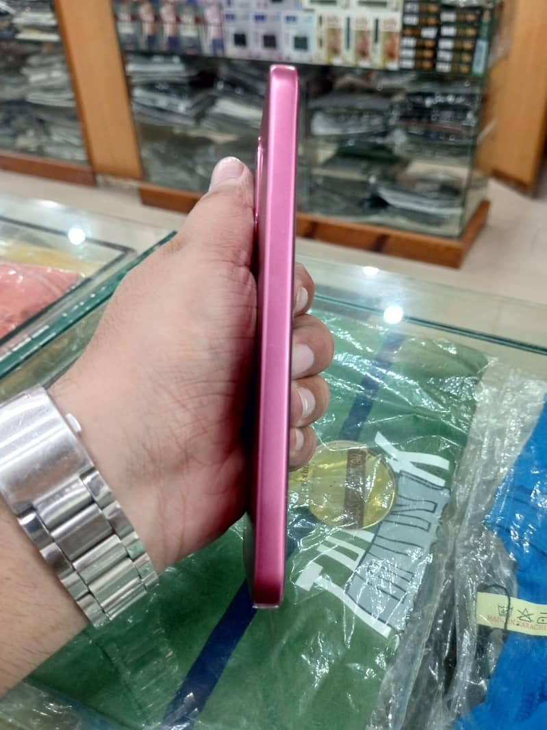 oppo A6pro 8