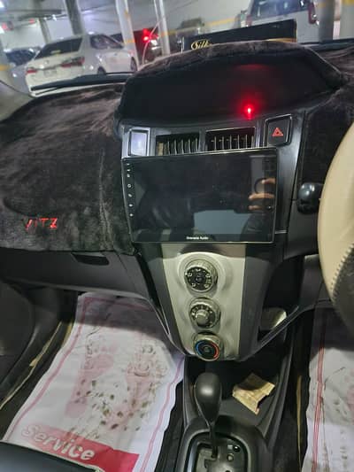 Toyota Vitz 2006