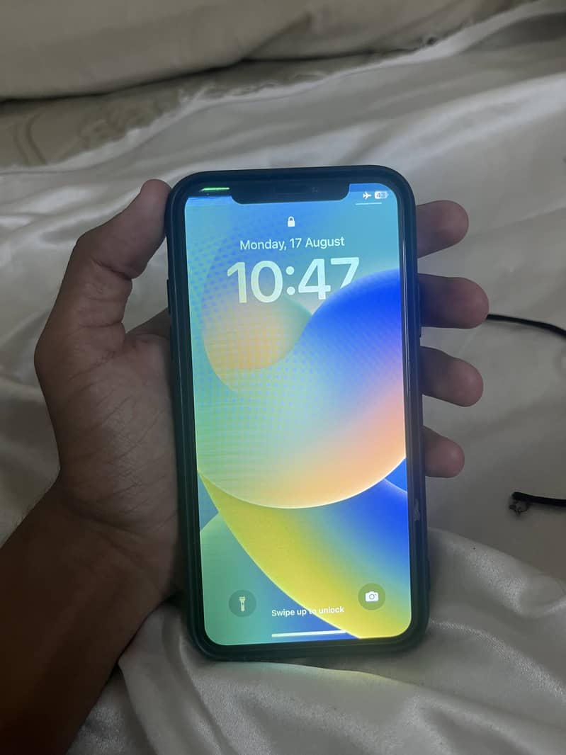 Apple iPhone X 4
