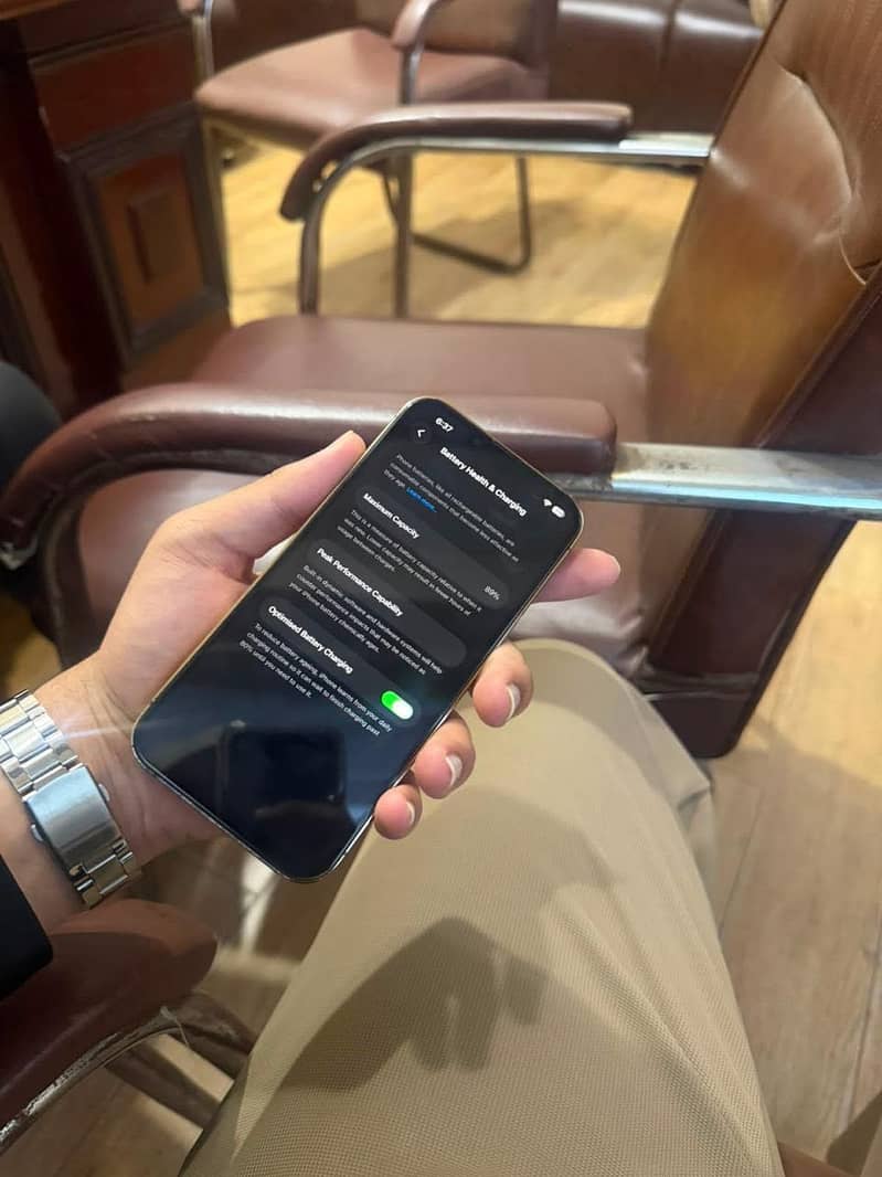 Apple iPhone 13 Pro 1