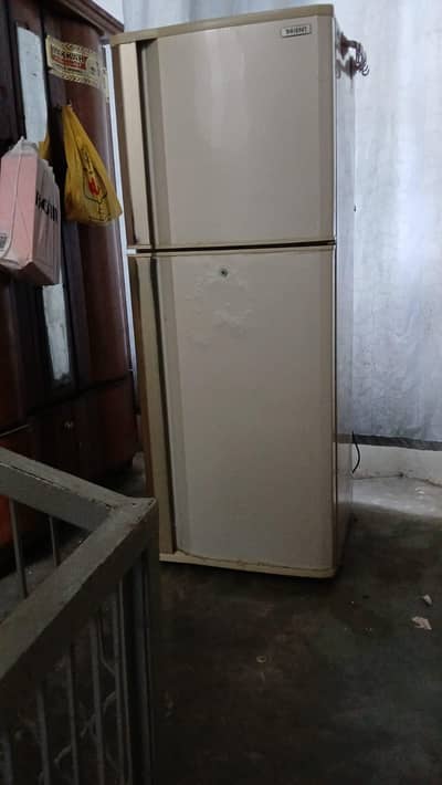 Orient fridge