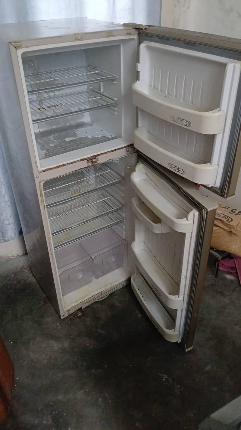 Orient fridge 1