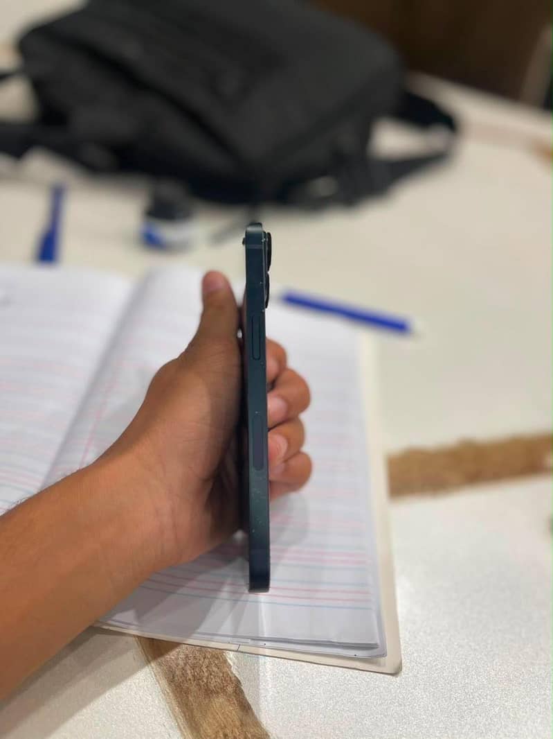 Apple iPhone 14 1