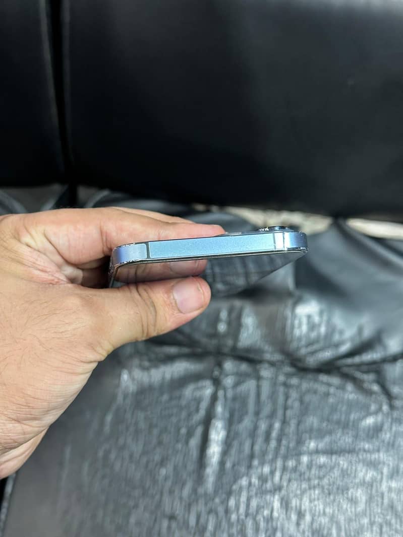iPhone 13 Pro Max 4
