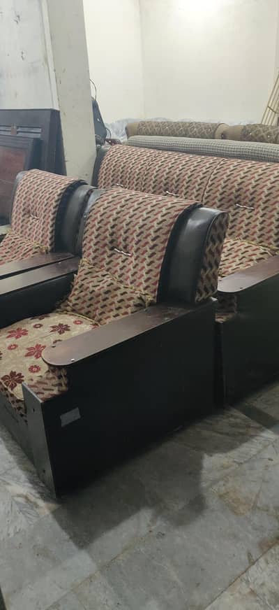 5 Seater Sofa Set with cushions