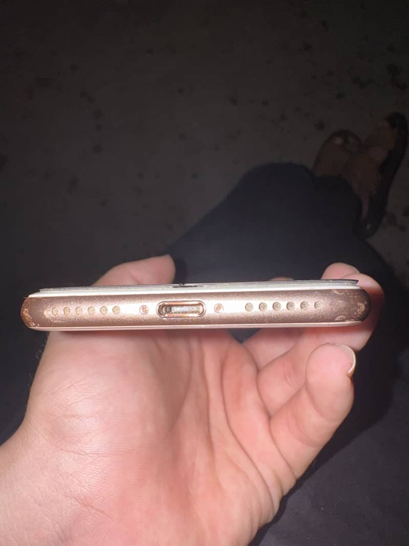 Apple iPhone 8 2