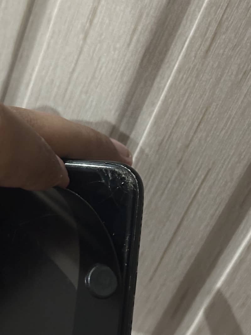 Apple iPhone 7 Plus 1