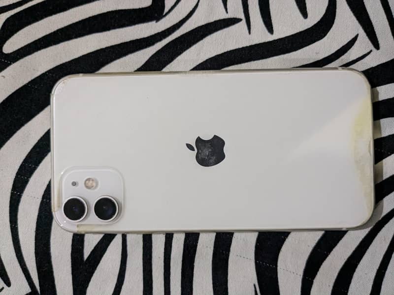 Apple iPhone 11 0