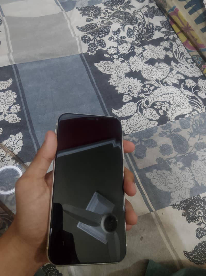 Apple iPhone 11 5