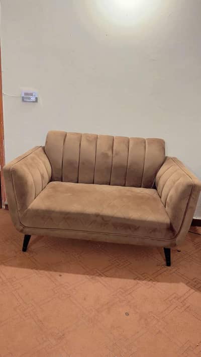7 seter  only 1 month used sofa set