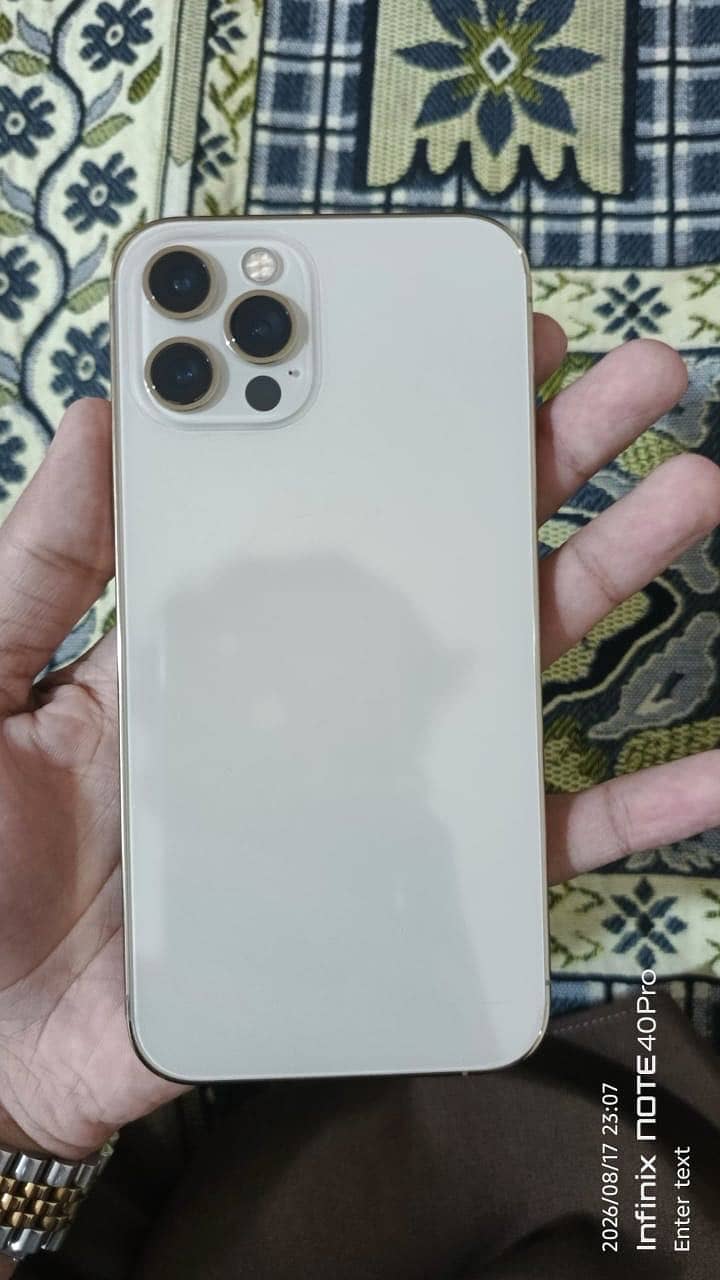 Apple iPhone 12 Pro 2