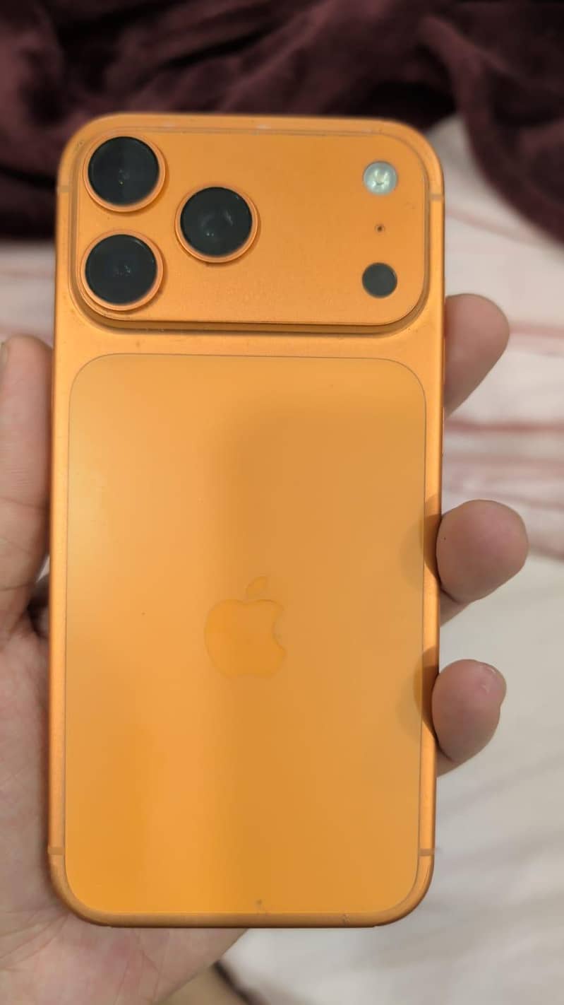 Apple iPhone 17 Pro Max 0