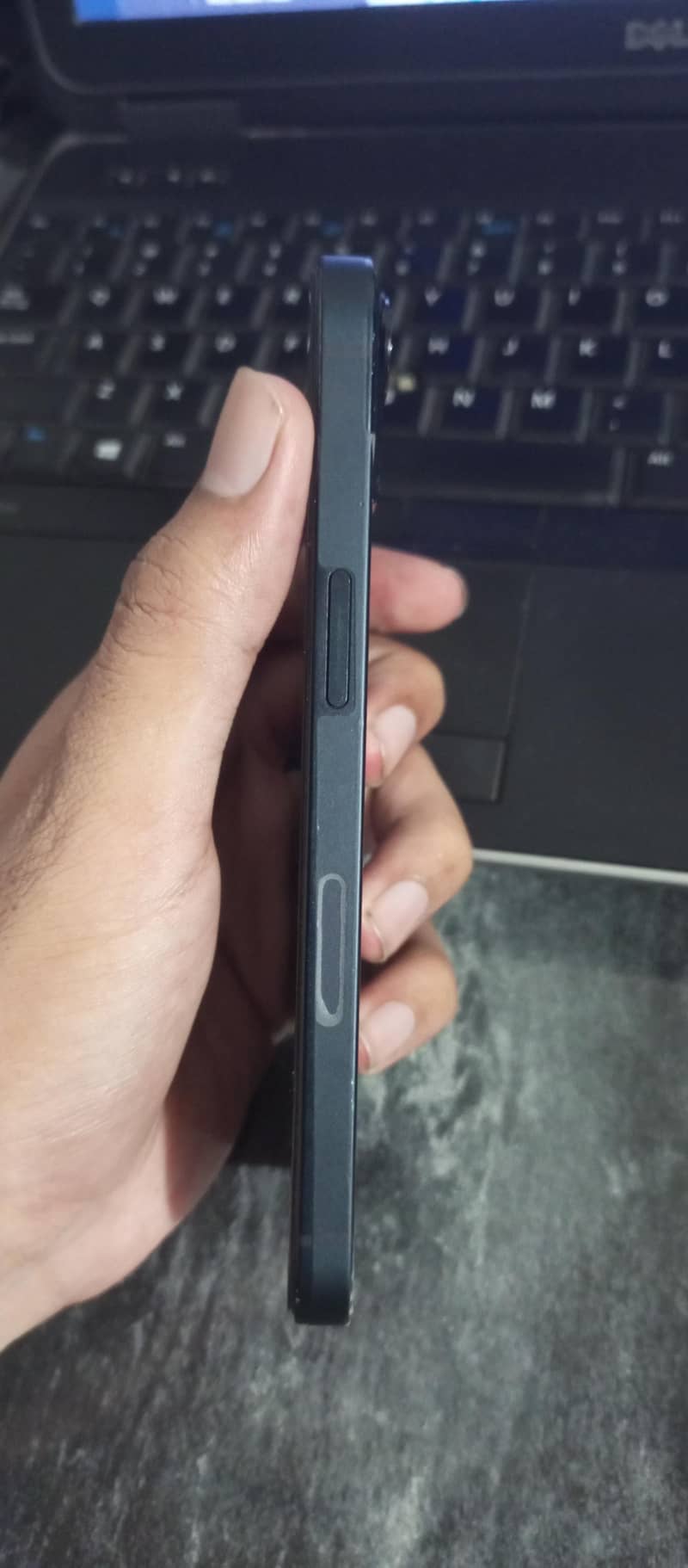 Apple iPhone 13 2