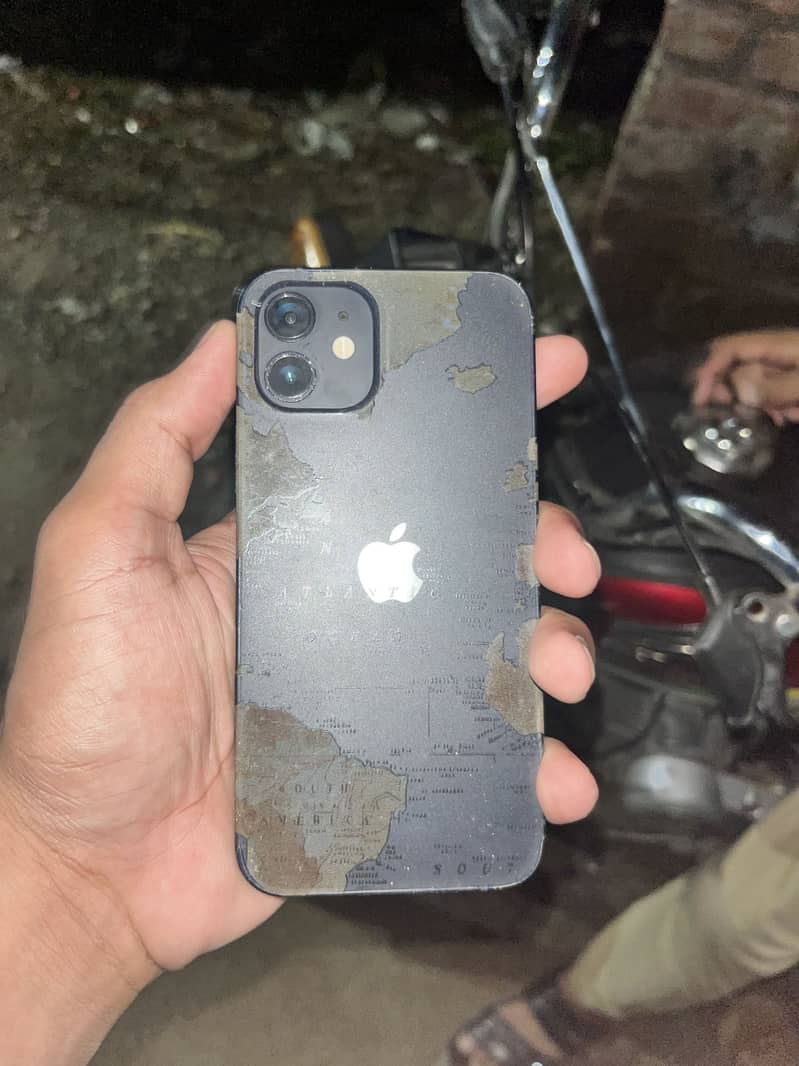 Apple iPhone 12 5