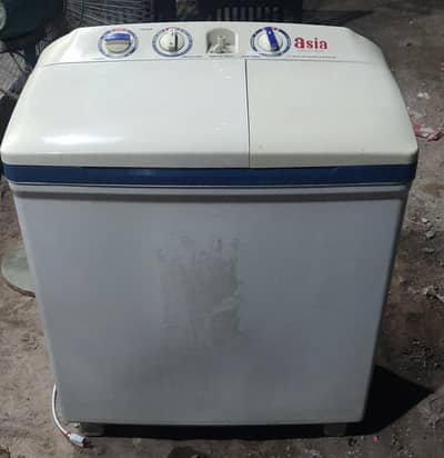 Washing machine with drayer