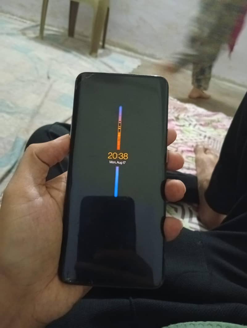 One Plus 7 Pro 4