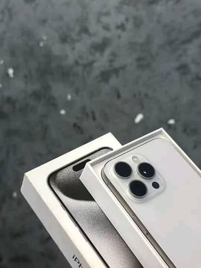i Phone 8plus, 11,12,13,14,15 pro max on instalment Whatsap 3224144692