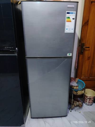 Excellent Condition Fridge