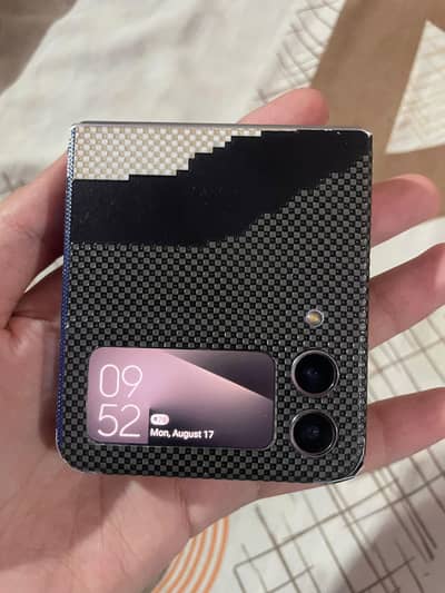 Samsung Mobile Z Flip 4 pta approved all okay