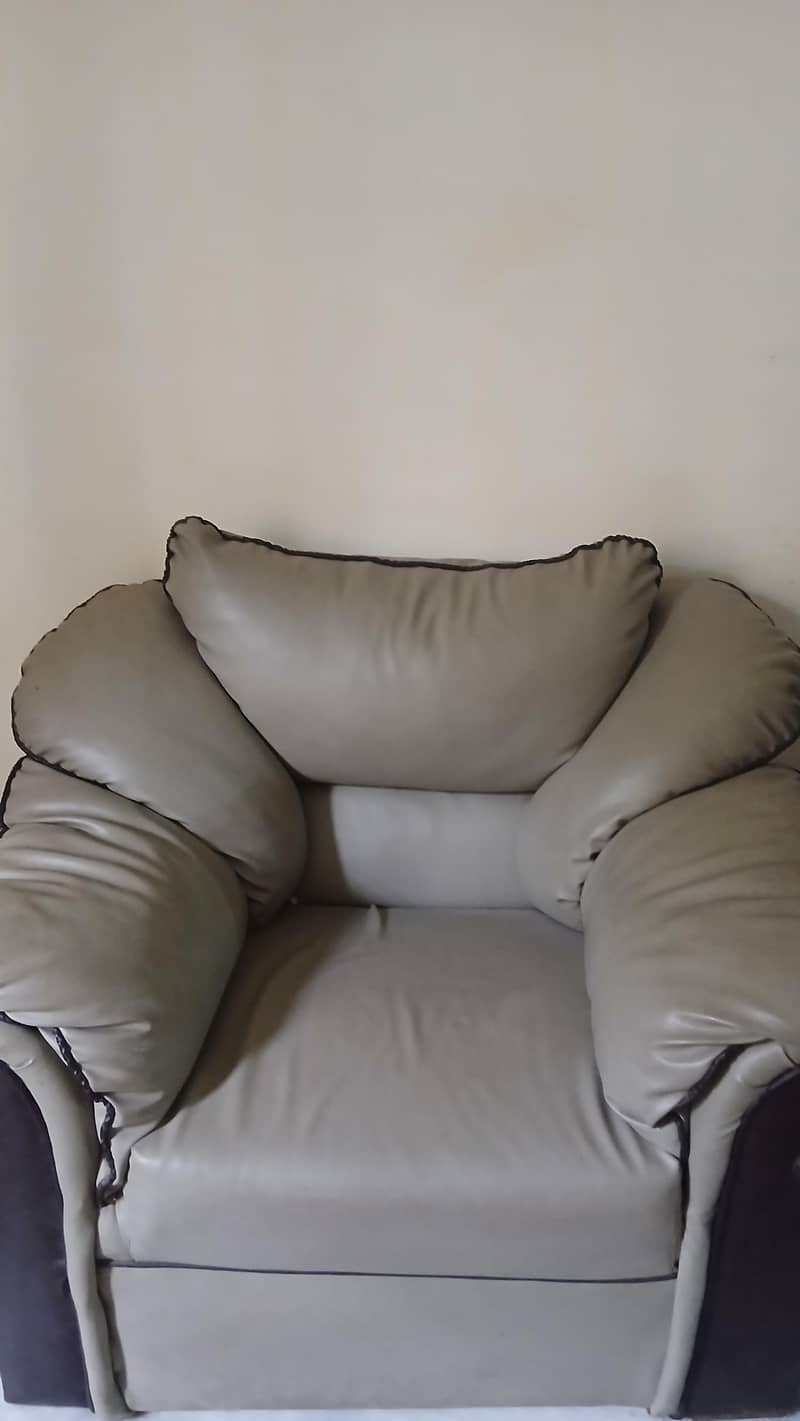 5 Seater Sofa 1