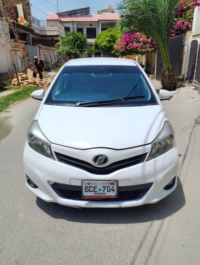 Toyota Vitz 2014