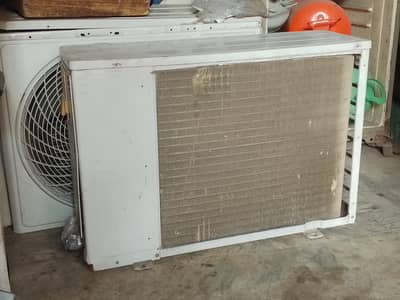 Haier 1.5 ton original condition