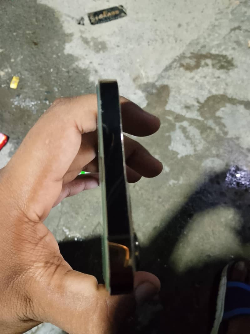 Apple iPhone 12 Pro Max 2
