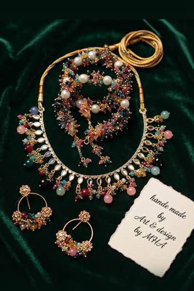 handmade multicoloured bedead necklace by Art& design by MHA
