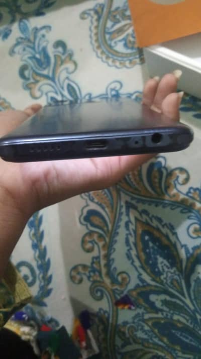 Tecno Spark 8C