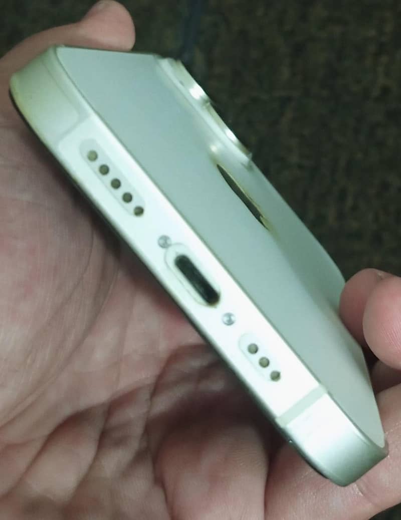 Apple iPhone 14 2