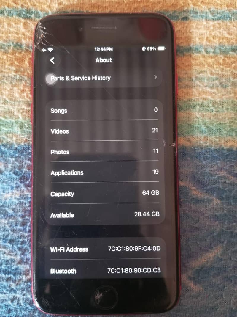 Apple iPhone SE 6