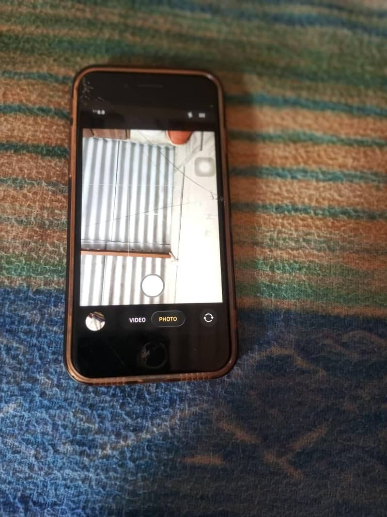 Apple iPhone SE 7