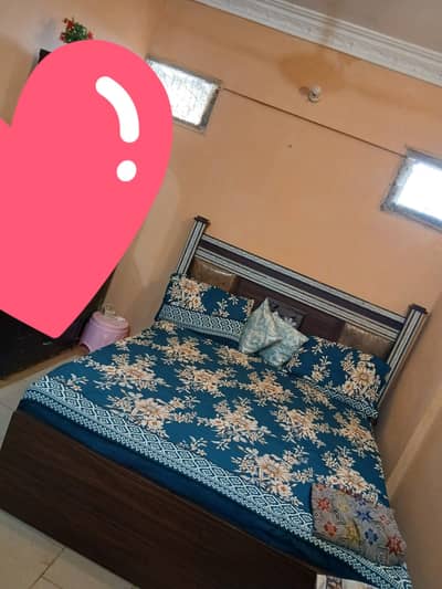 Bed with matters queen size
