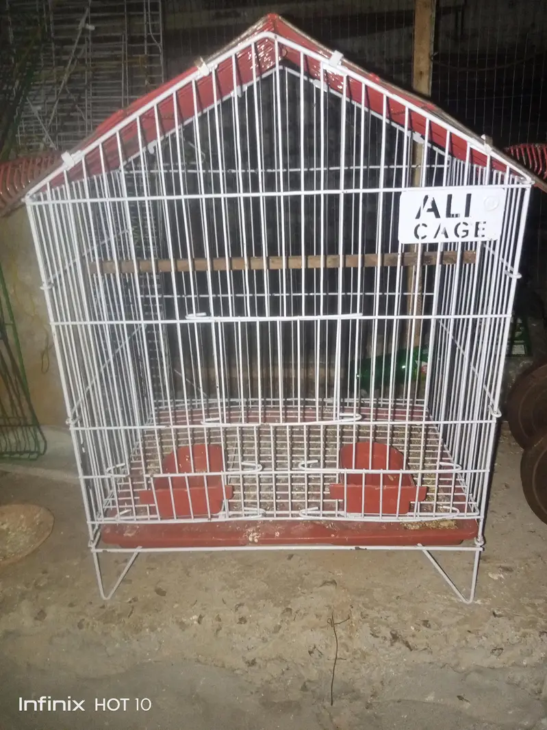 1.5 by 3 ft Folding cage with Accessories — photo 2
