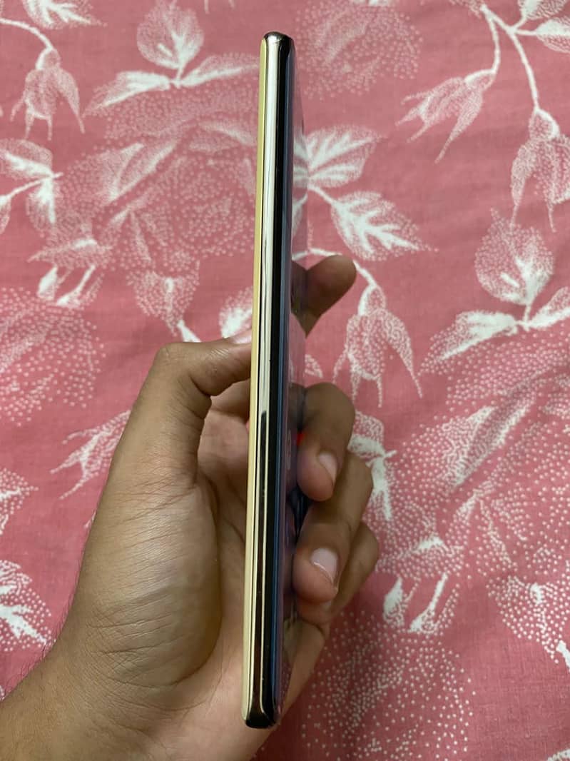 Infinix Zero 30 4