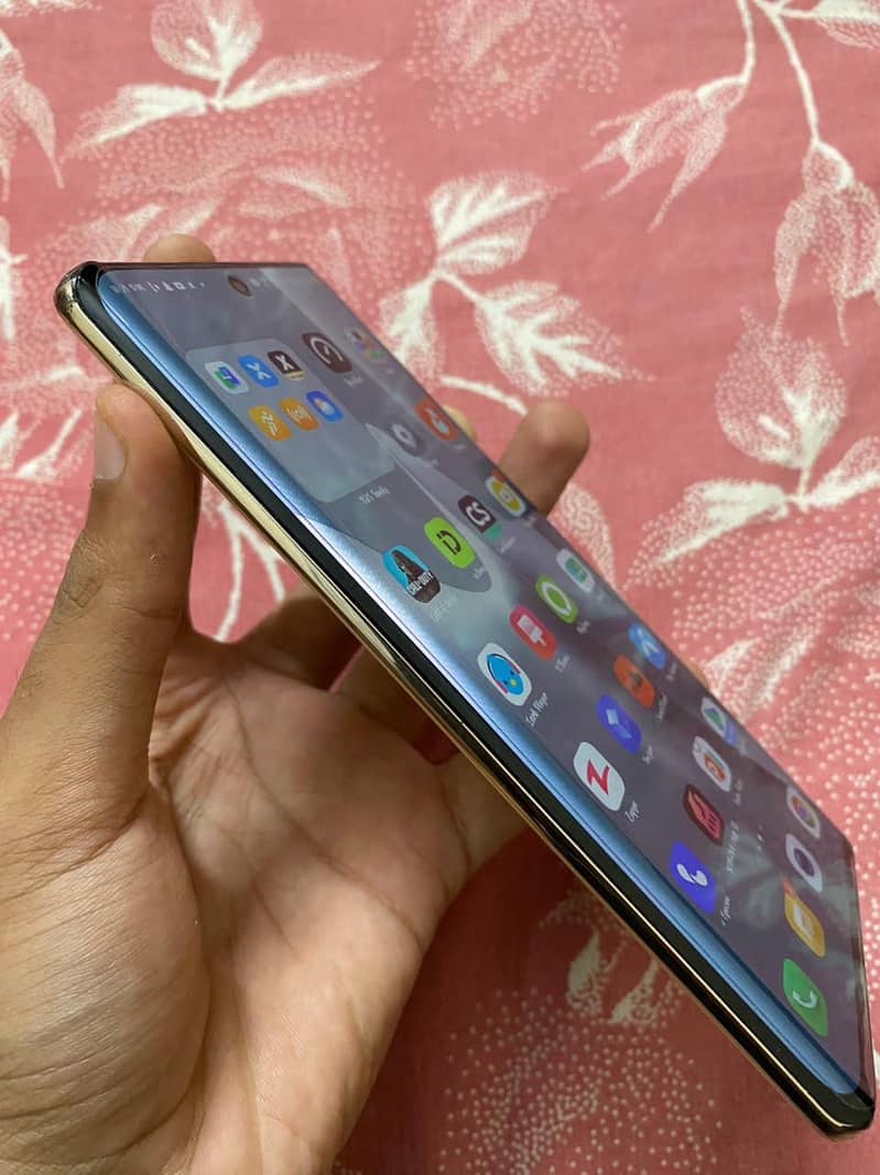 Infinix Zero 30 8