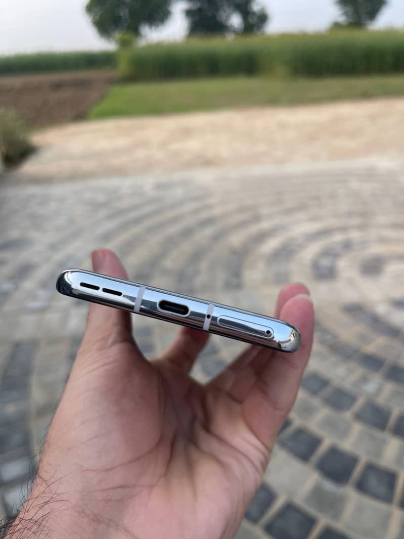 One Plus 9 Pro 3
