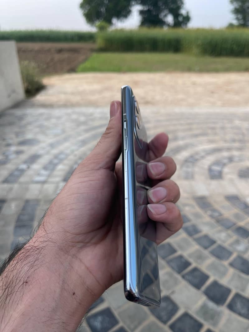One Plus 9 Pro 5
