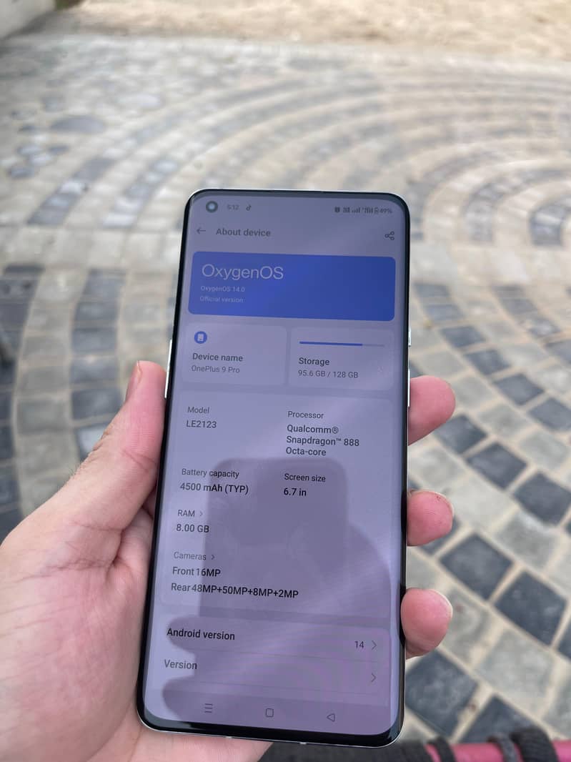 One Plus 9 Pro 7