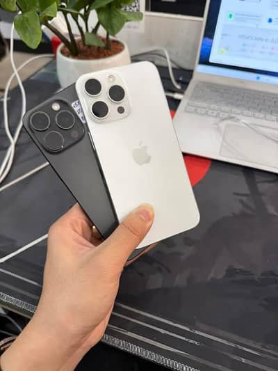 i Phone 8plus, 11,12,13,14,15 pro max on instalment Whatsap 3224144692
