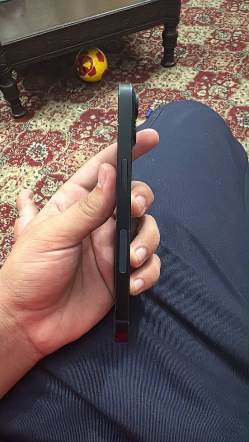 Apple iPhone 14 2
