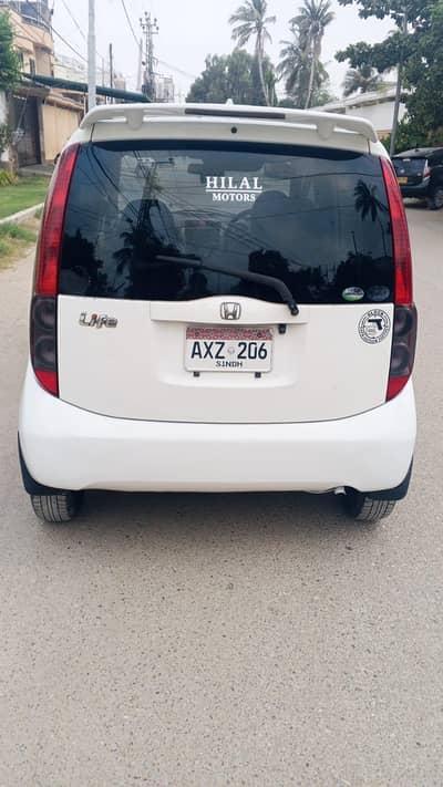 Honda Life 2006