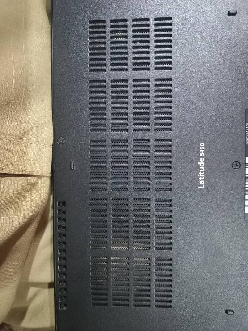 Dell 5490 1