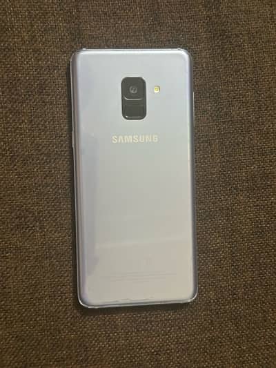 Samsung A8