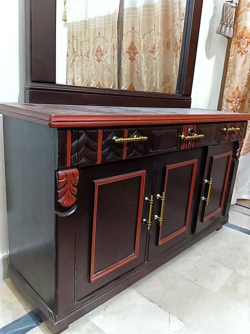 Dressing Table 3