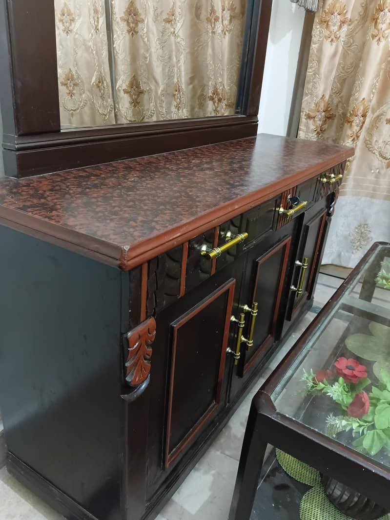 Dressing Table 4