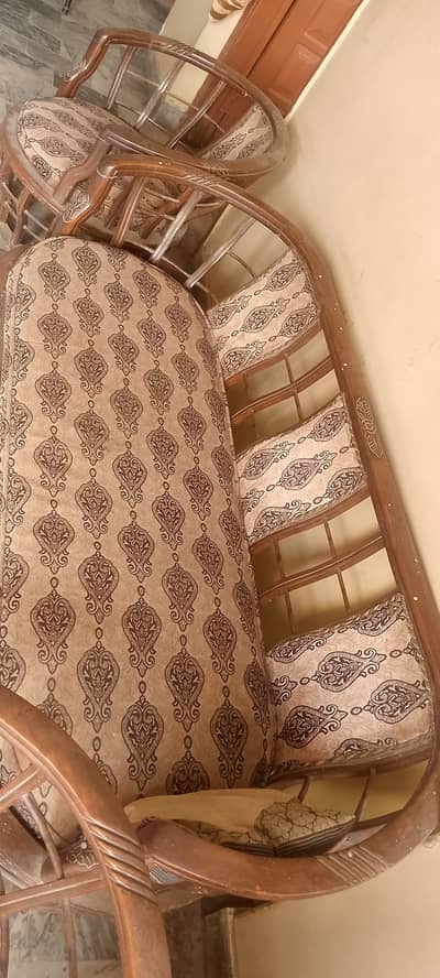 Urgent for sale 5 seaters sofa set