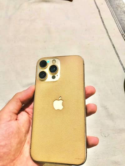 iPhone XR converted into IPhone 13 Pro