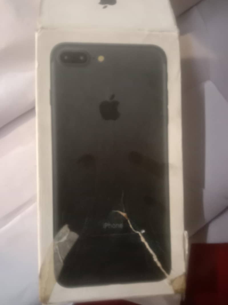 Apple iPhone 7 Plus 4